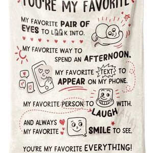 White Graphic Print Blanket